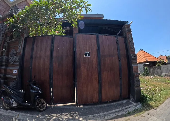 Sandat With Private Pool *