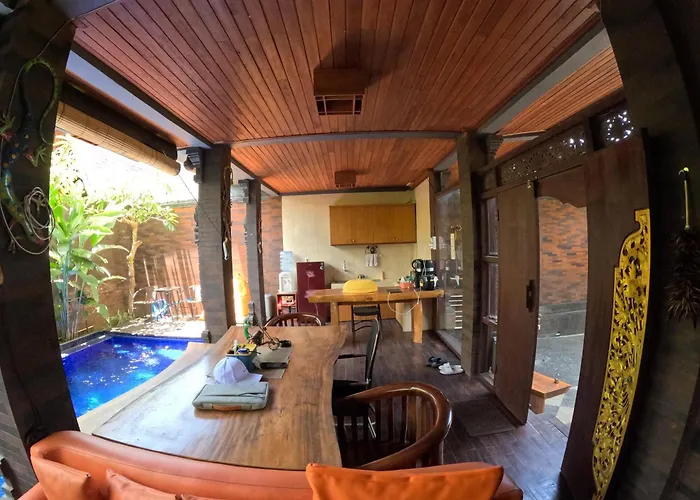 Villa Sandat With Private Pool